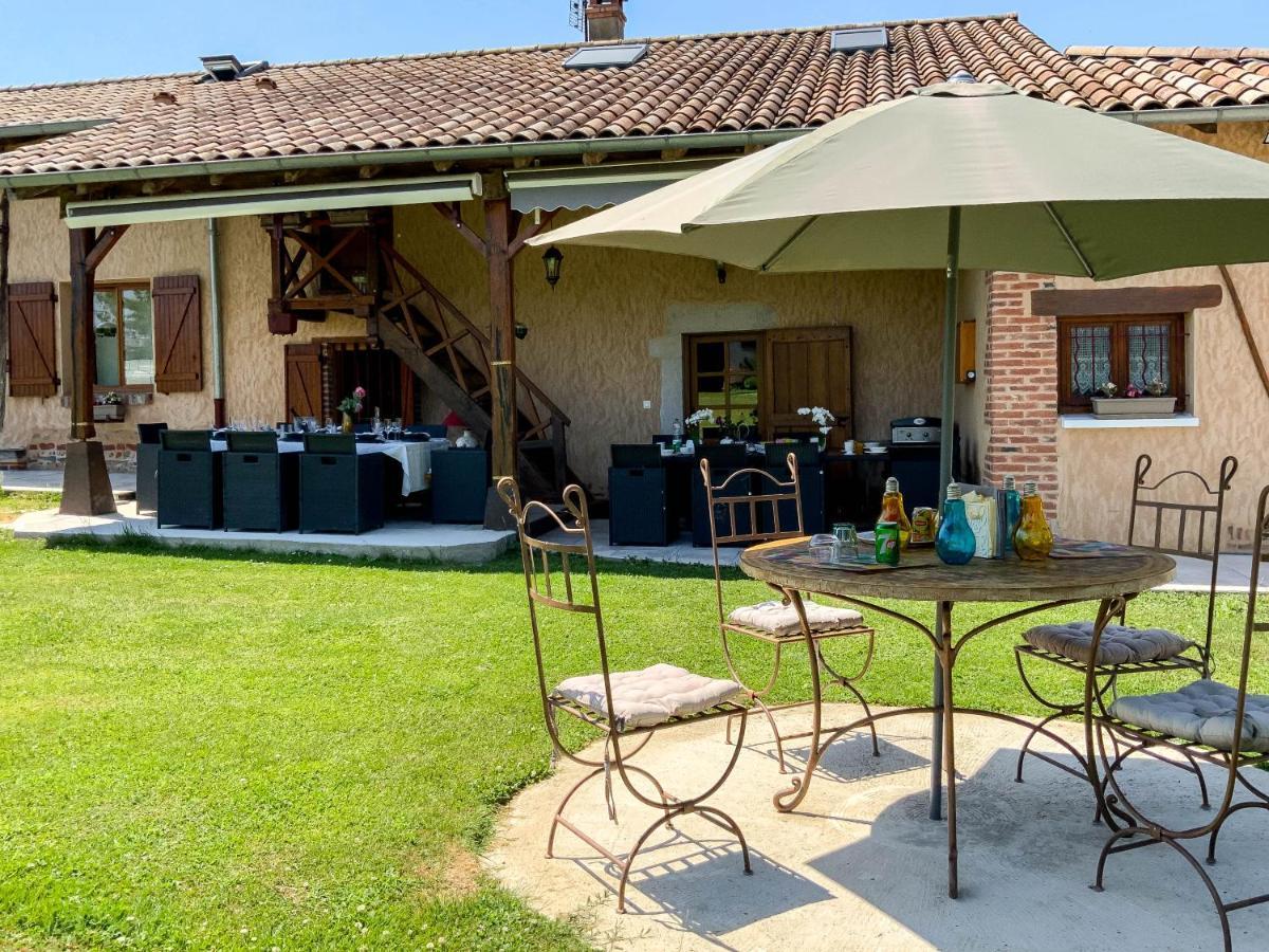 Hotel Ma Longere Bressane Chaveyriat Exterior foto