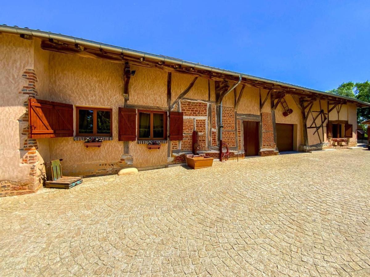 Hotel Ma Longere Bressane Chaveyriat Exterior foto
